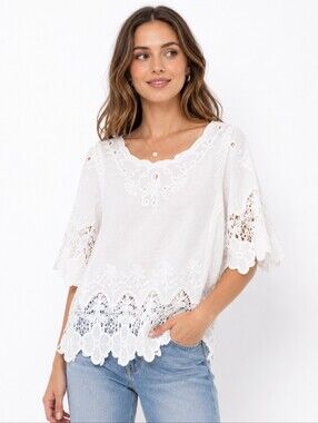 KEREN hart White Embroidered Lace Boho Blouse Size M